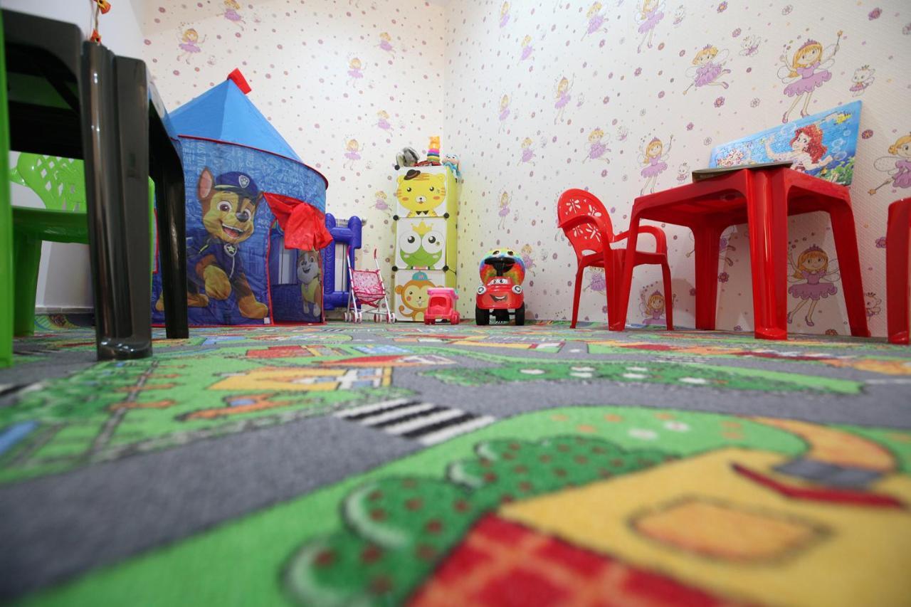 בנסקו Guest House Ela מראה חיצוני תמונה