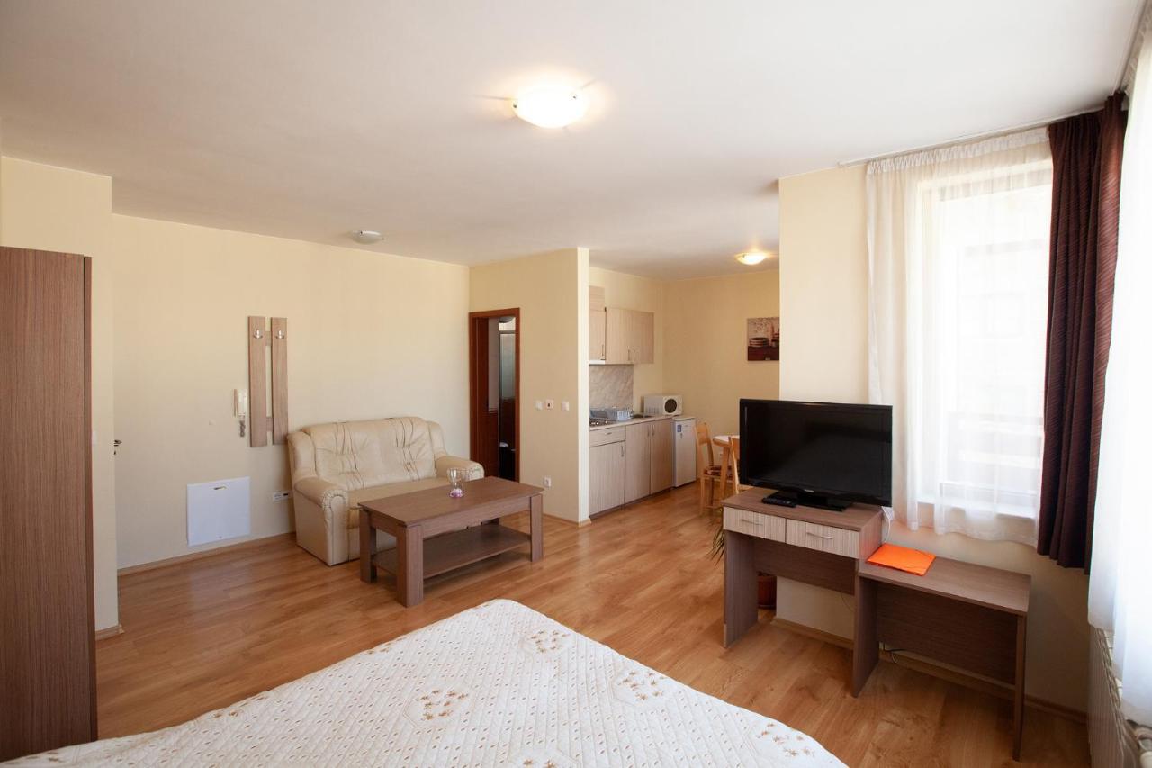 בנסקו Guest House Ela מראה חיצוני תמונה