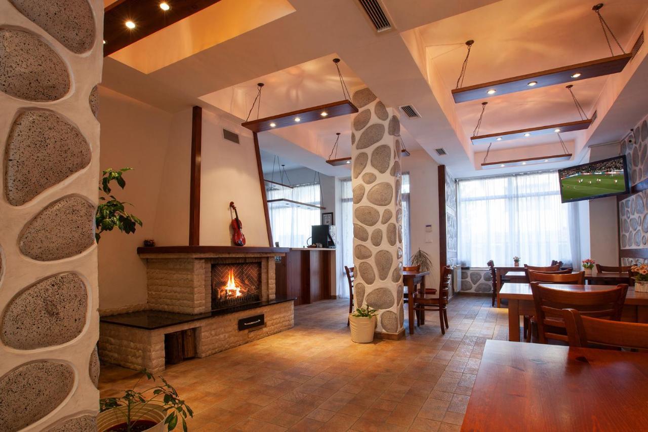 בנסקו Guest House Ela מראה חיצוני תמונה